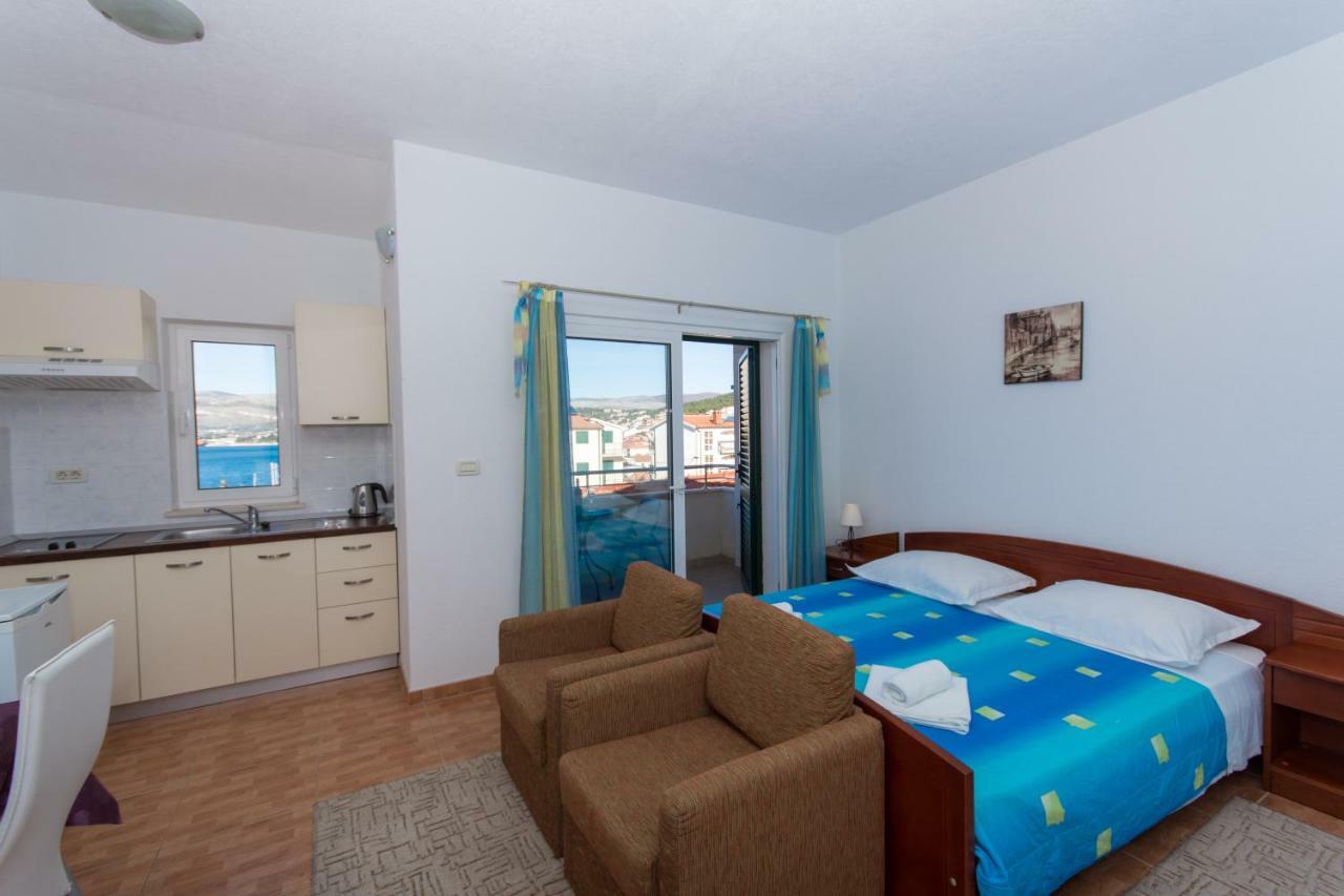 Apartments Fumija Trogir Kültér fotó